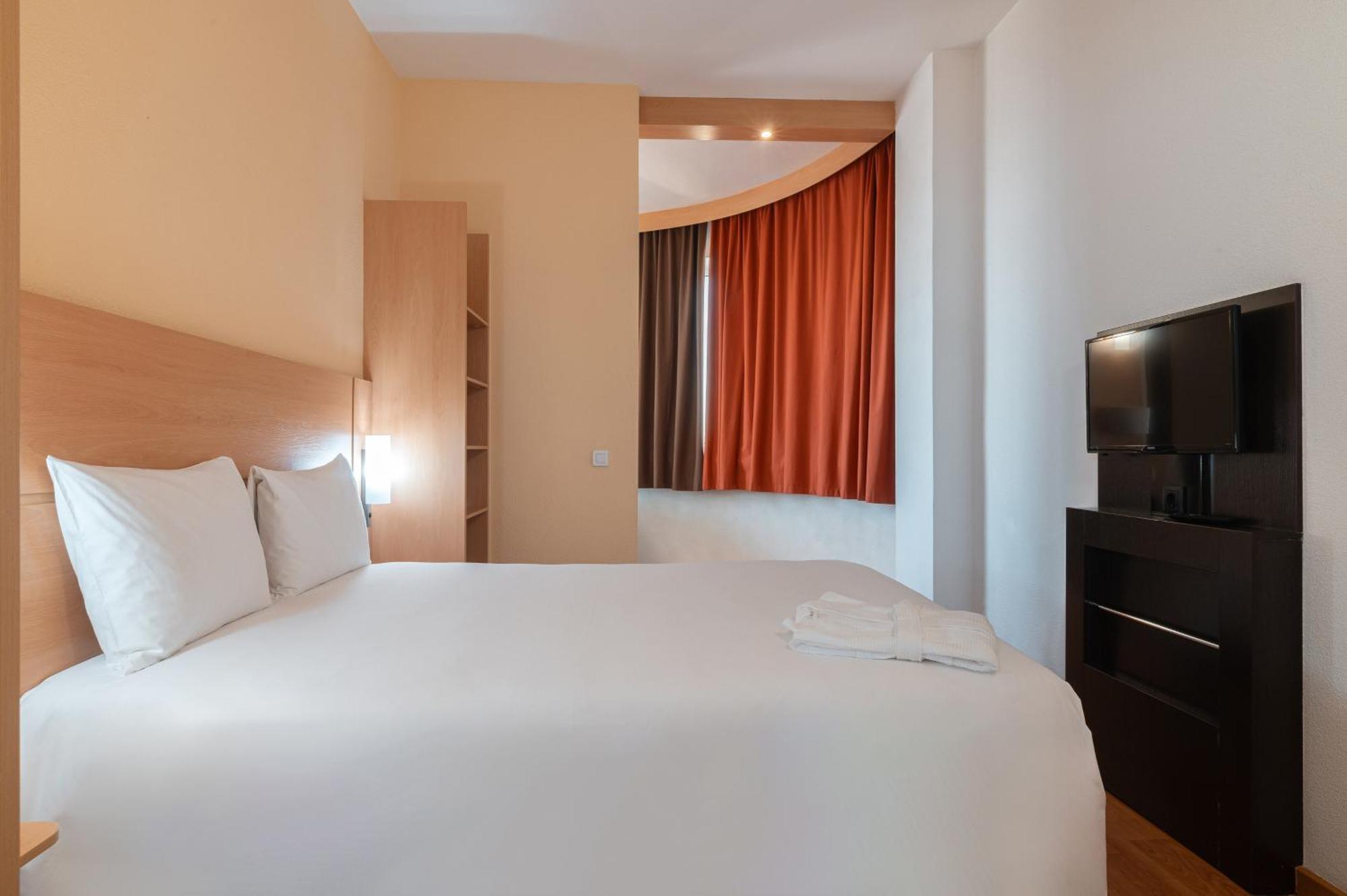 Ibis Otel 3*