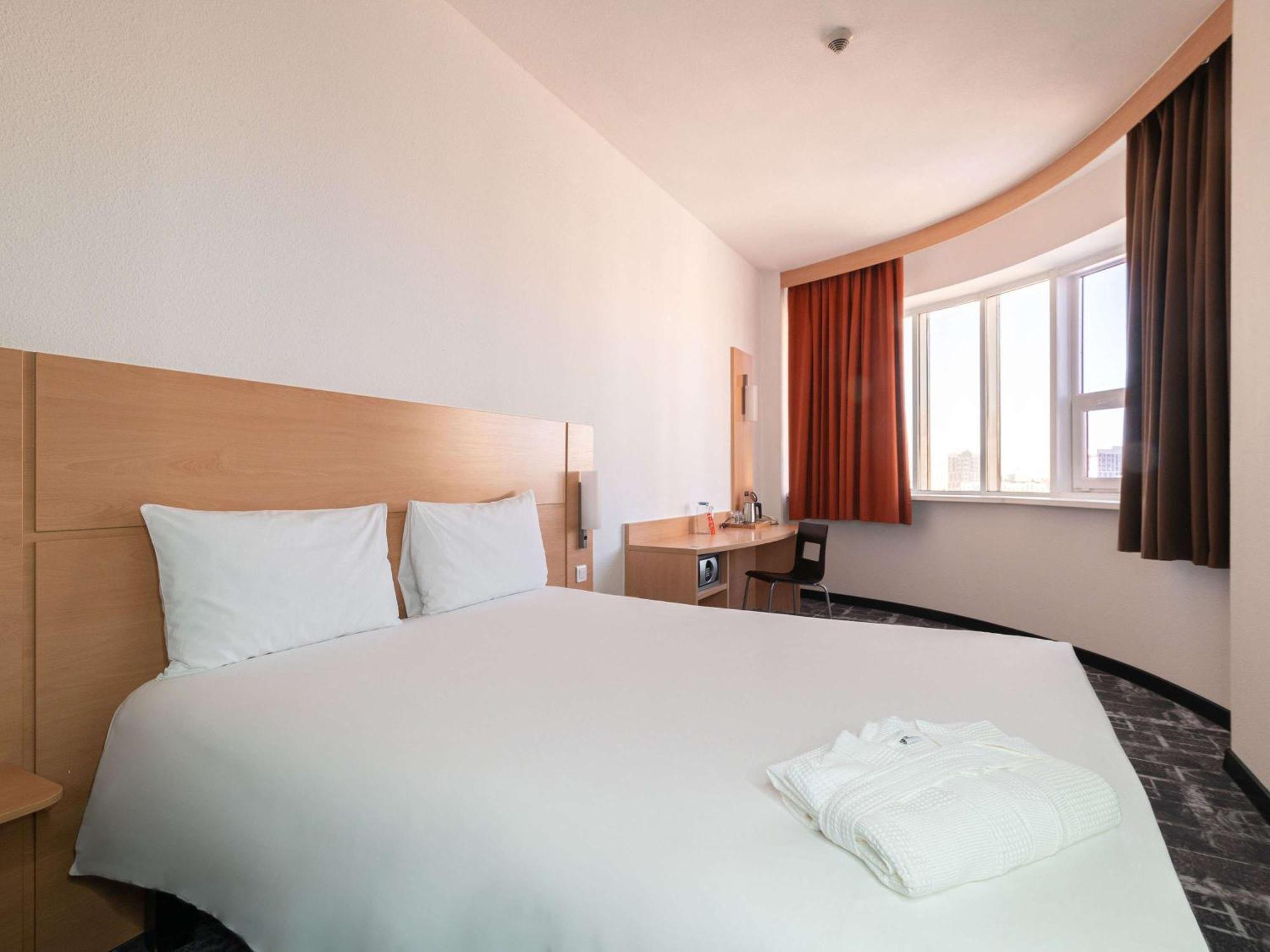 Ibis Otel