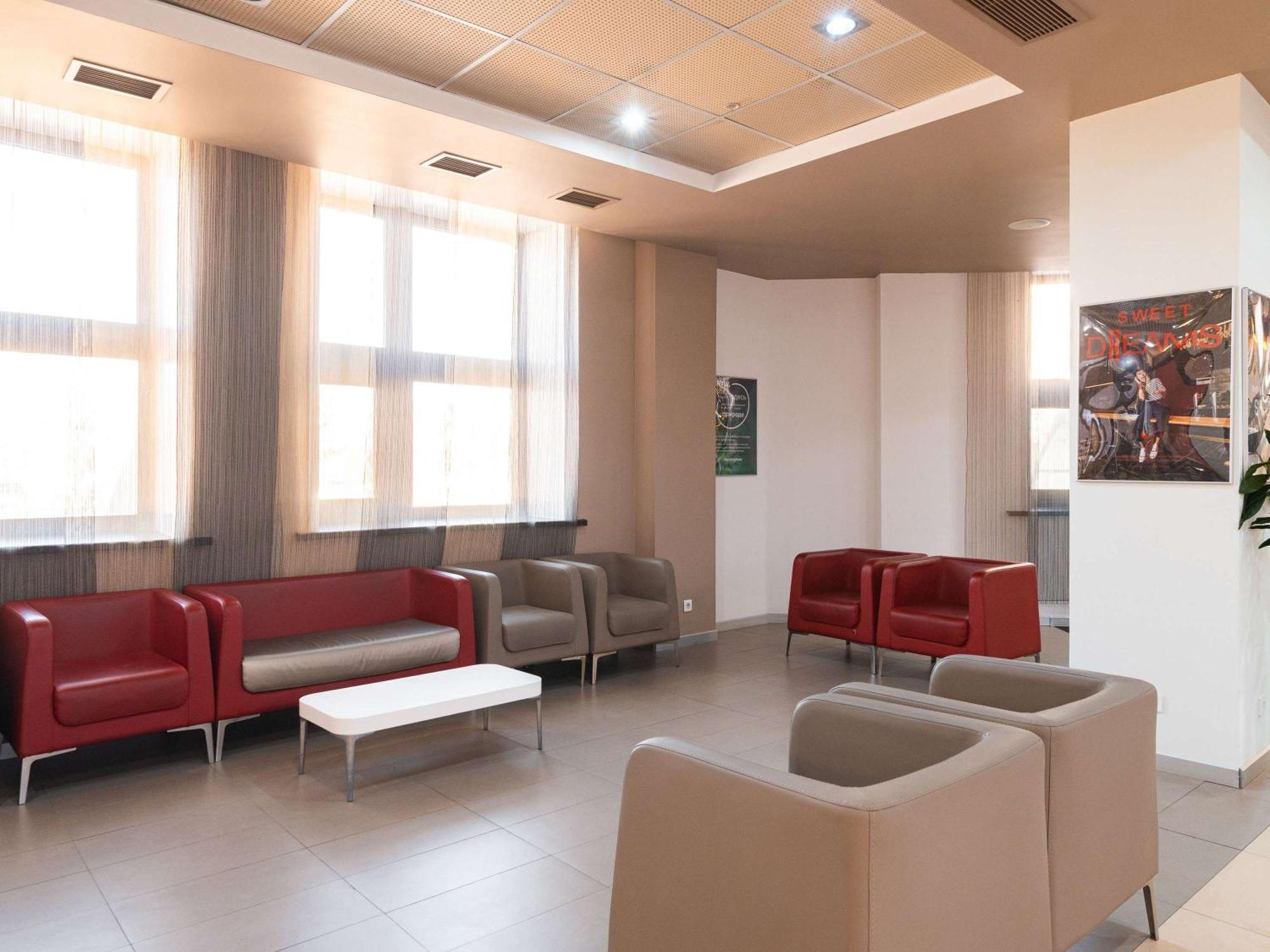 Ibis 3*